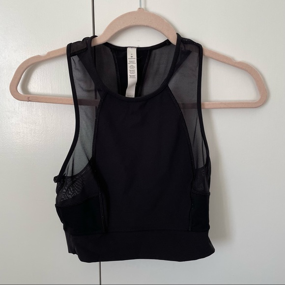 Lulu lemon Black Crop Top - Picture 3 of 4